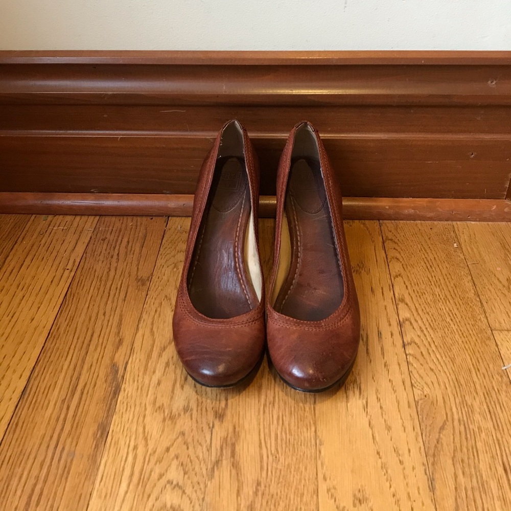 Frye Carson Midheel Size 9